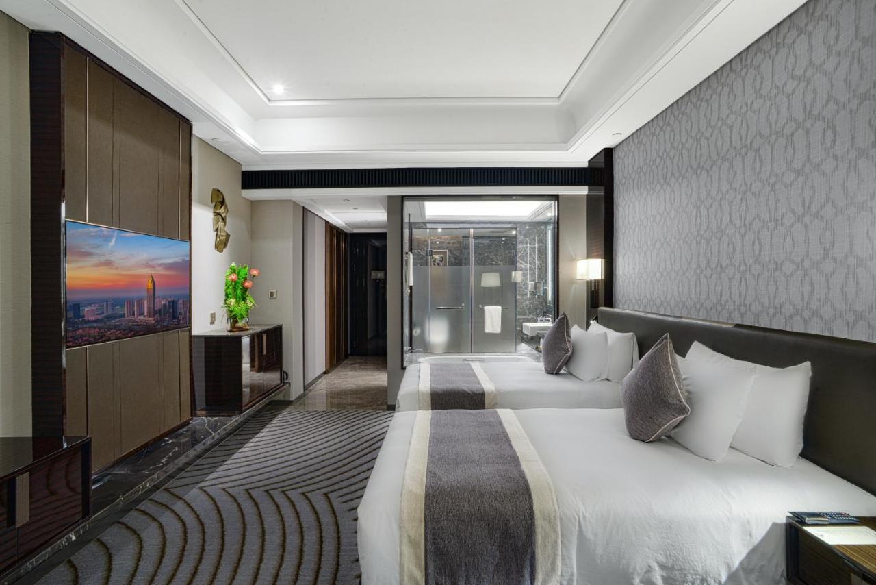Grand New Century Hotel Haining Zhejiang Екстериор снимка