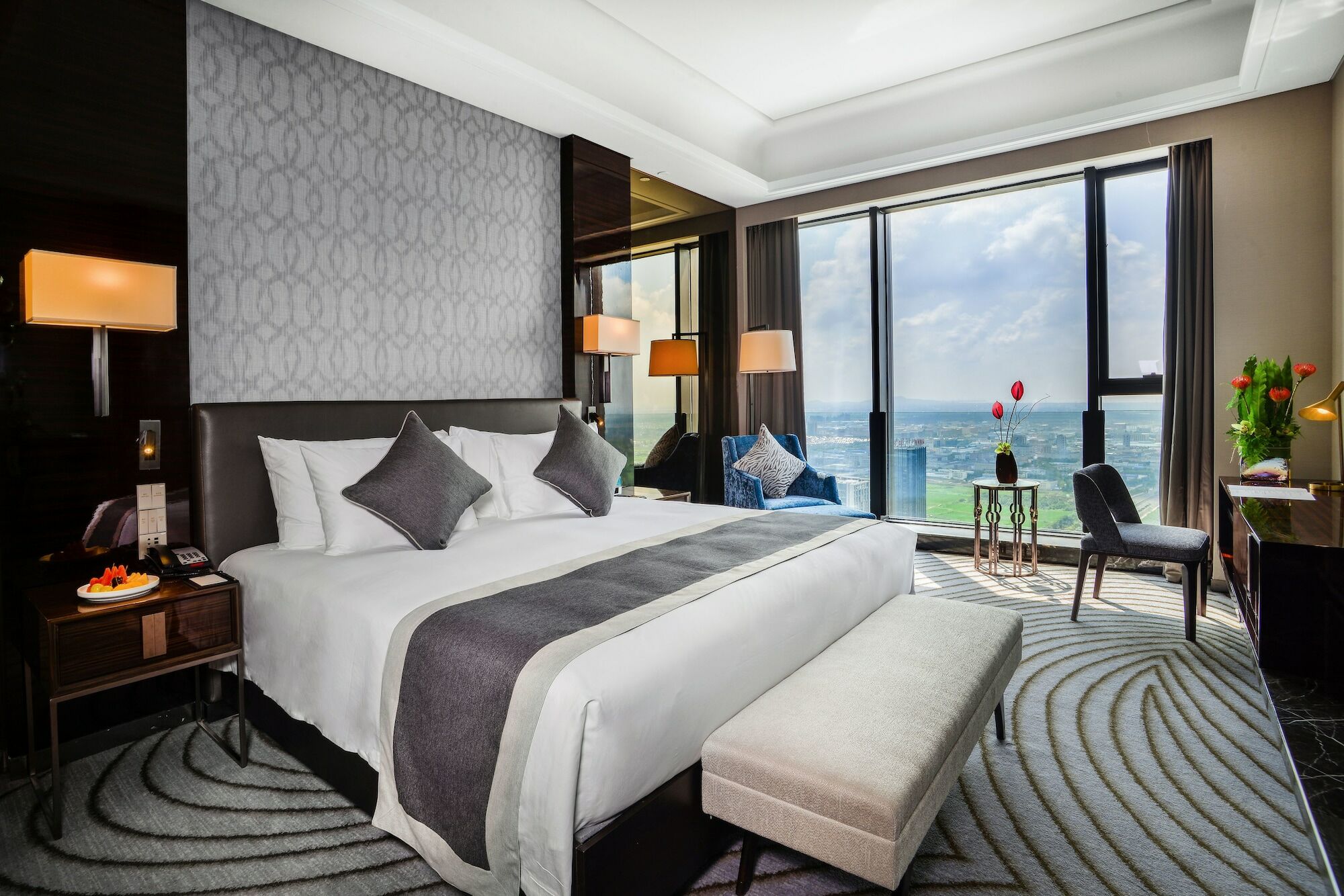 Grand New Century Hotel Haining Zhejiang Екстериор снимка